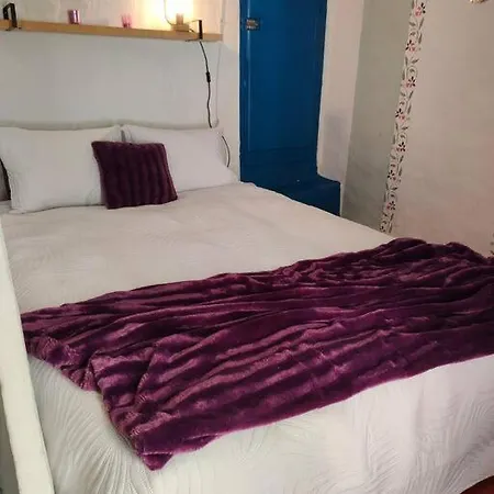 La Casita Del Pueblo Pet Friendly Granada *